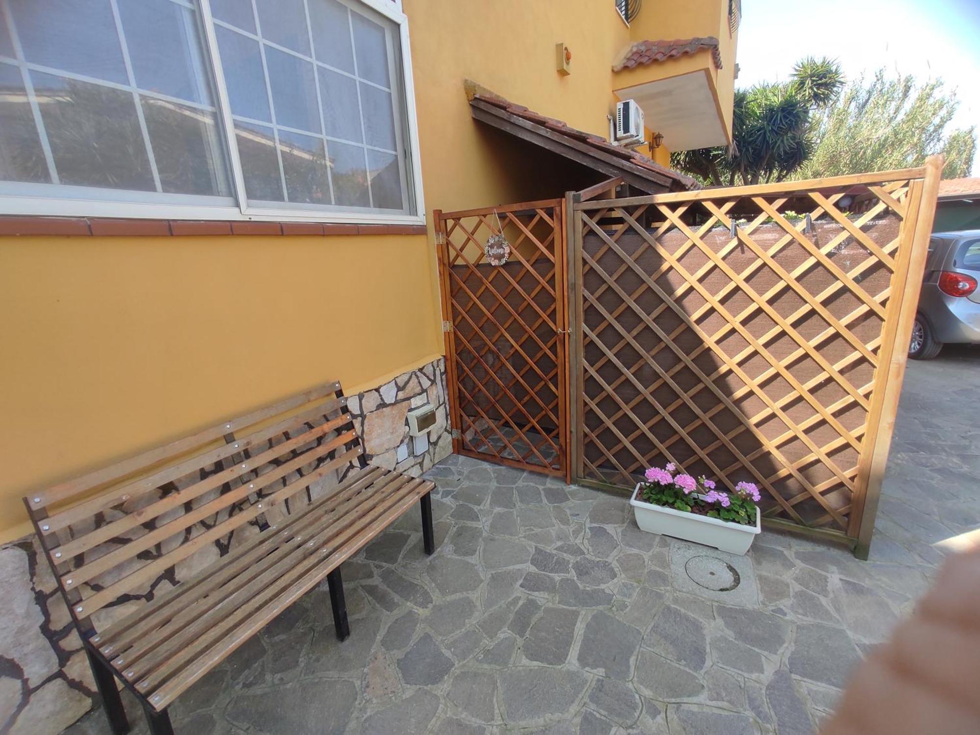 Sweethome Appartamento In Villa Privata Varcaturo Exterior foto