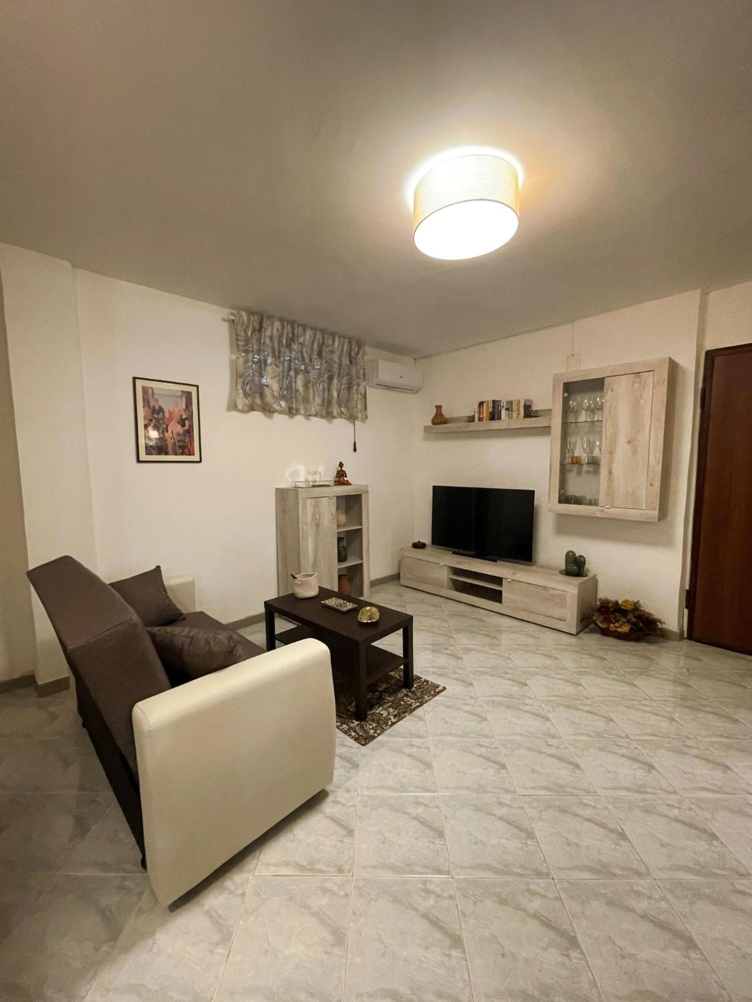 Sweethome Appartamento In Villa Privata Varcaturo Exterior foto